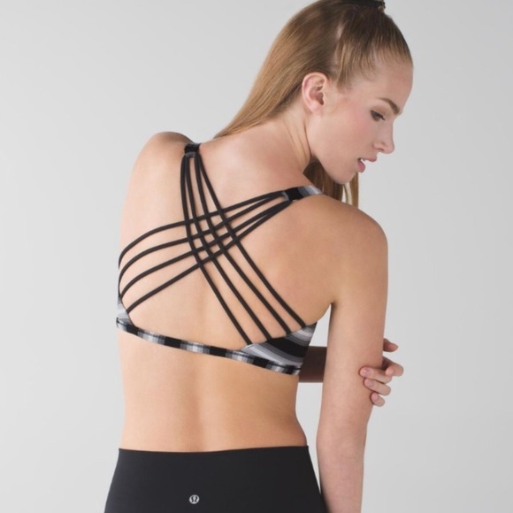 Lululemon sports bra (black and white) - Picture 3 of 6